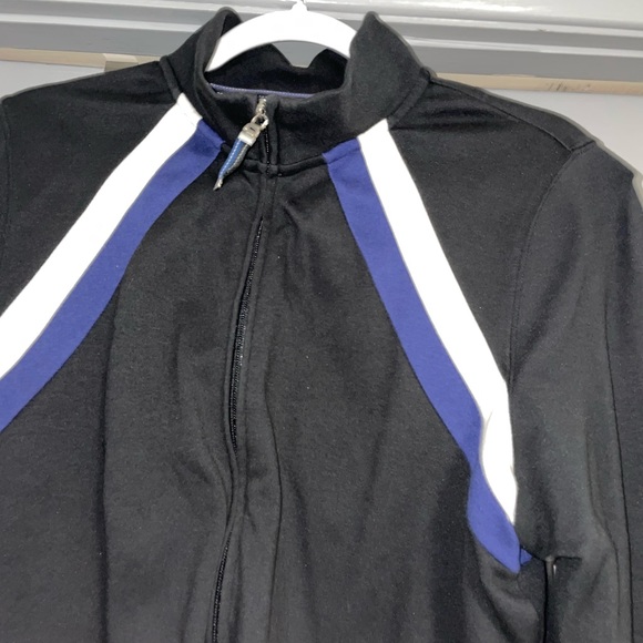 Large Zip Up. MUST BE BUNDLED - Picture 5 of 6